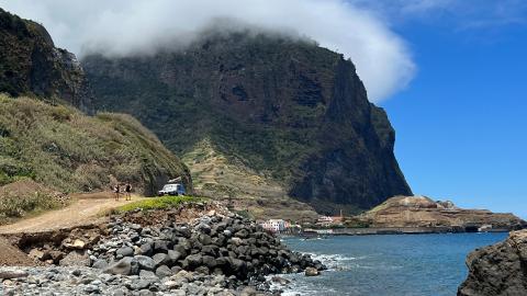 MADEIRA INSIDE OUT: HIKING COASTAL PATHS AND HIGH MOUNTAIN RIDGES