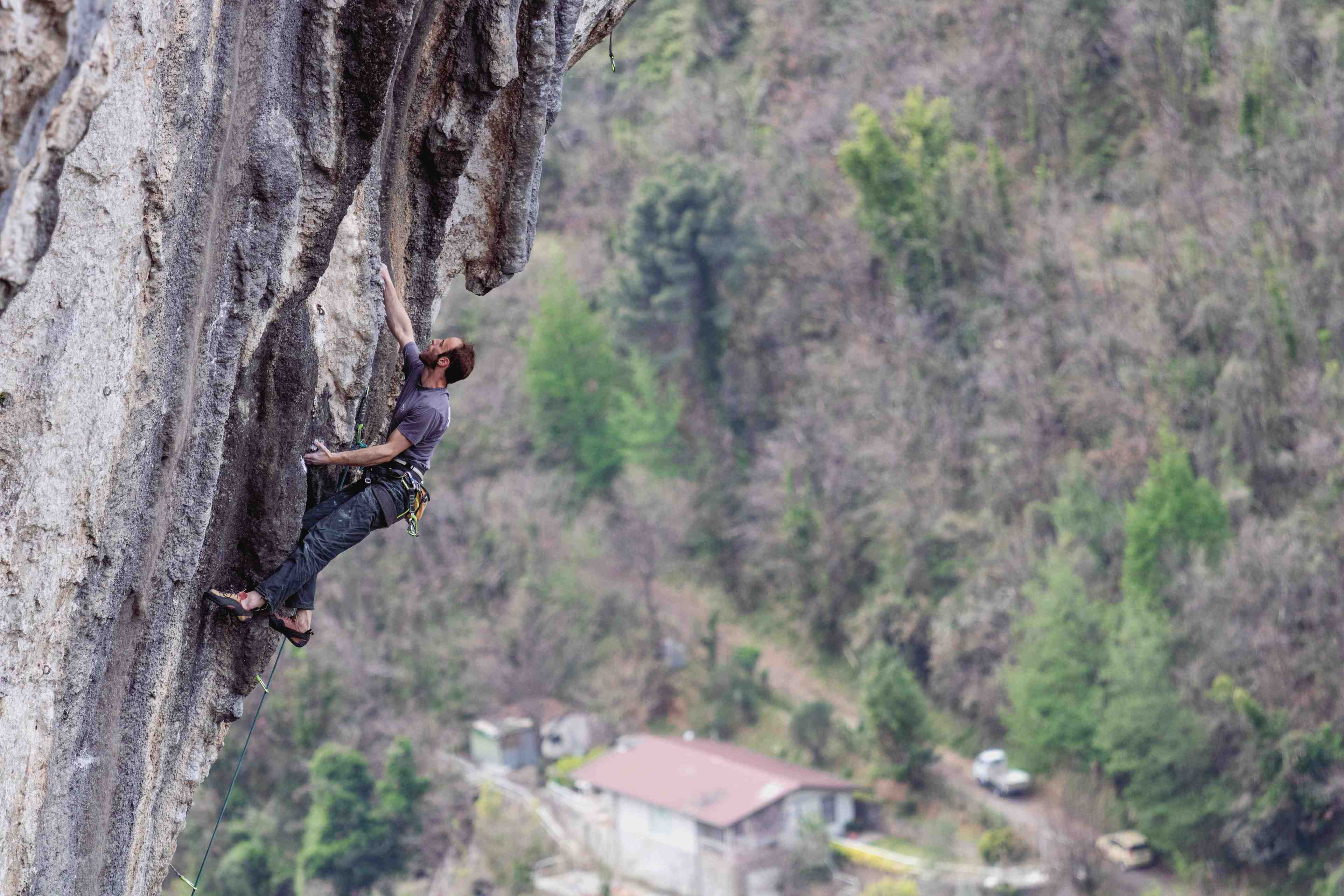 Camaiore: A rock-climbing guide